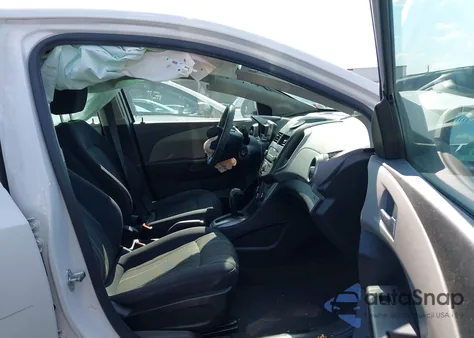 2014 Chevrolet Sonic Lt Auto z USA, uszkodzony, nr VIN 1G1JC5SH9E4203540